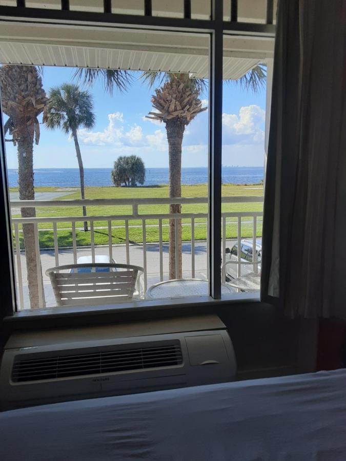 Bay View, Studio206, Beach Steps Away! Pool+Wifi Ruskin Extérieur photo